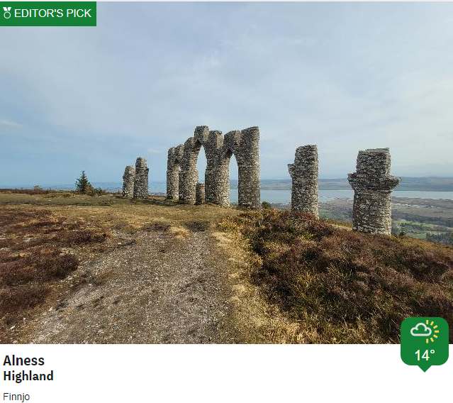 Some of your pictures from what was a brighter day for many, not to mention warm! 19C at Fyvie Castle in Aberdeenshire. JR