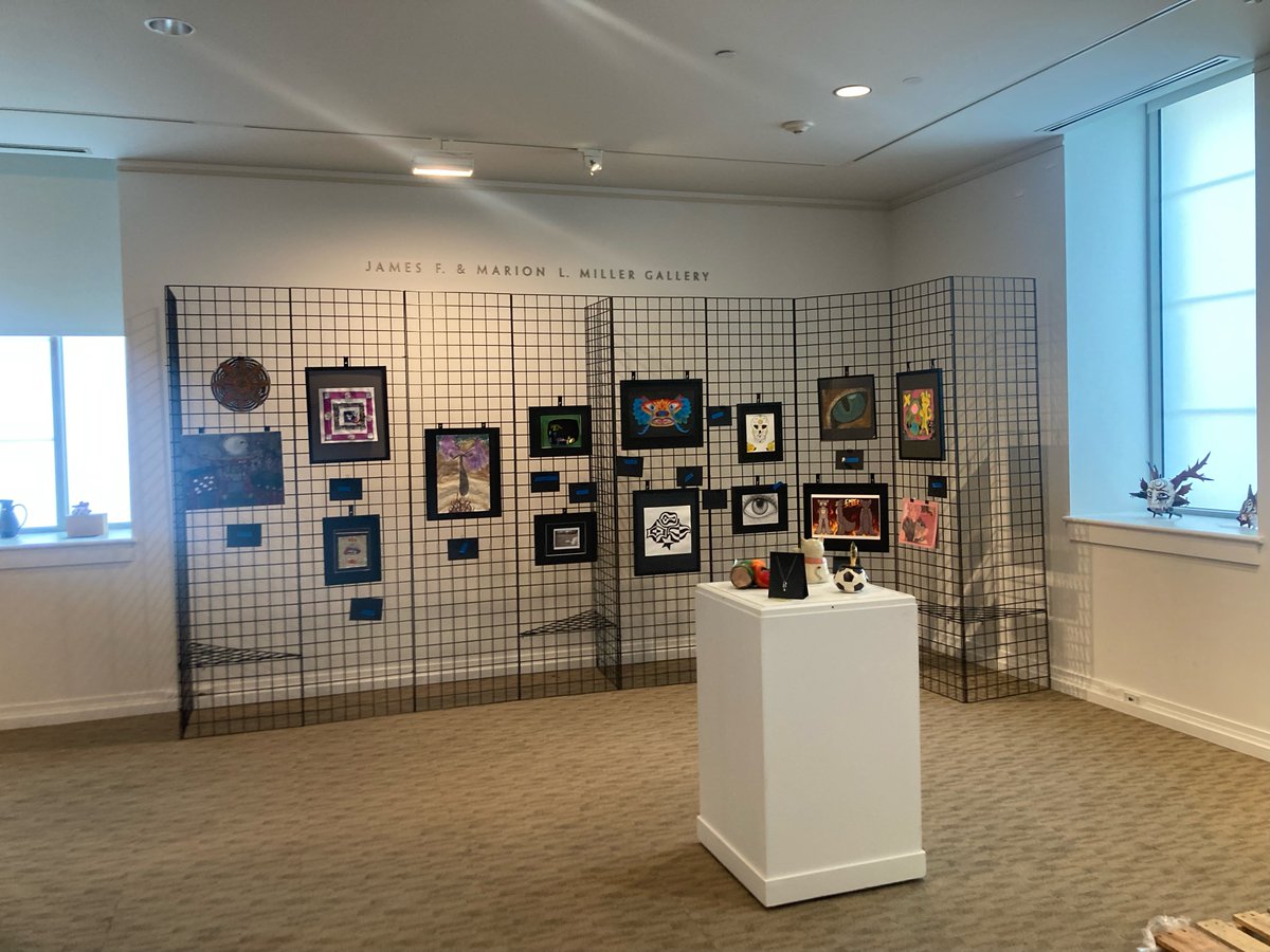 PPSConnect's tweet photo. Here's a sneak peek at the 2024 HeART of Portland event. Join us starting April 16th, as we celebrate a decade of artistic growth and achievement.
Let's come together to support and applaud the next generation of talent! #SupportTheArts #InspiringCreativity #HeARTofPortland https://t.co/qR1mm7VOVg