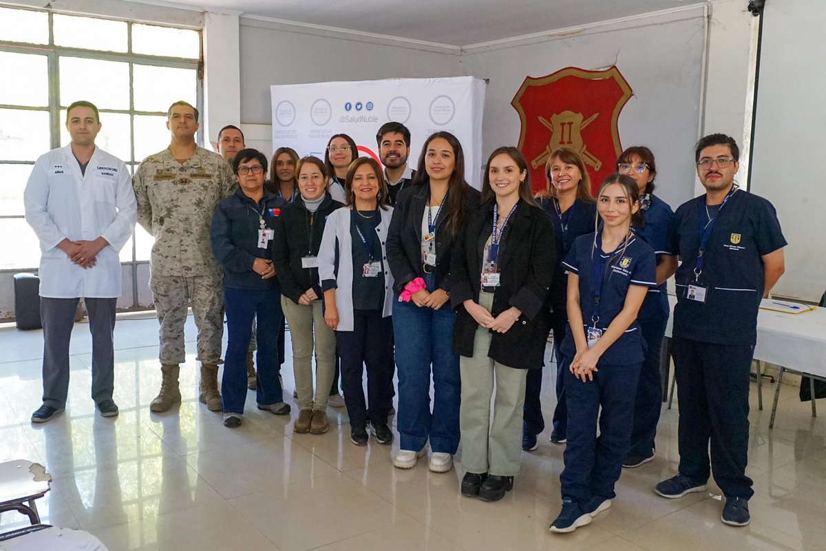 💉Seguimos promoviendo la vacunación 👉🏻Junto a la @SeremiSalud16 nos trasladamos hasta el Regimiento de Infantería N°9 de Chillán, para vacunar al personal y a las y los militares contra la Influenza. ¡Juntos y juntas nos cuidamos‼️   #ÑubleMejorSalud