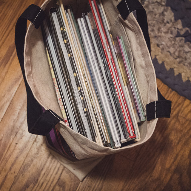 Ready, Set, Library! It's National Library Week, so I'm posting a pic from my recent library haul. 

One I particularly loved: 
DEAR LIBRARIAN by Lydia M. Sigwarth (Art by Romina Galotta)
 
What's in your library bag right now?

#ilovelibraries #libraryhaul