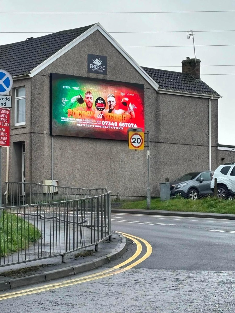 You know it’s a 𝐛𝐢𝐠 𝐟𝐢𝐠𝐡𝐭 when it has its own billboards. 🏴󠁧󠁢󠁷󠁬󠁳󠁿🔥 #PocockGeorge