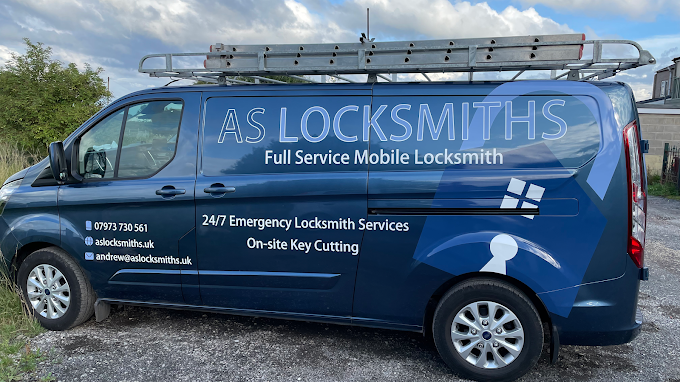 trustedlocaluk's tweet image. AS Locksmiths are emergency locksmith and auto locksmith for Wigan, Hindley and surrounding areas #HindleyLocksmith #LocalLocksmith  #LockRepairs #LockReplacement #VehicleEntry #CarKeyReprogramming  aslocksmiths.uk/locksmith-hind…