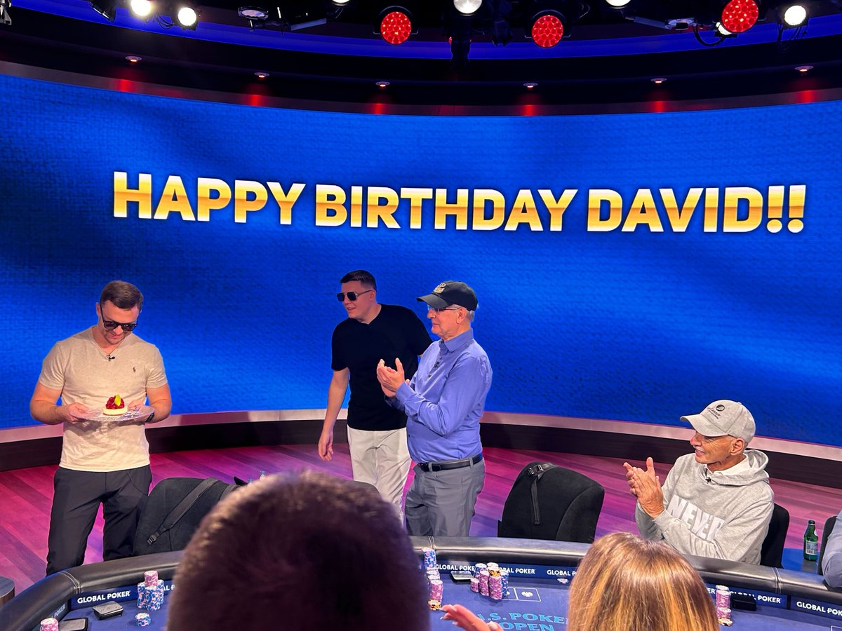 We had a little surprise for David Coleman before the Final Table got underway. Happy Birthday! 🎂