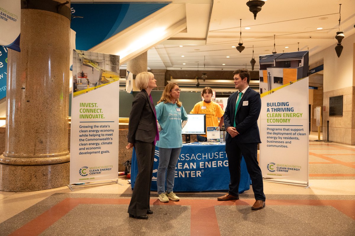 Our team took over South Station with @MassCEC to tell commuters all about the ways they can take climate action. Catch us here until 6pm or go to mass.gov/climateaction to learn more!