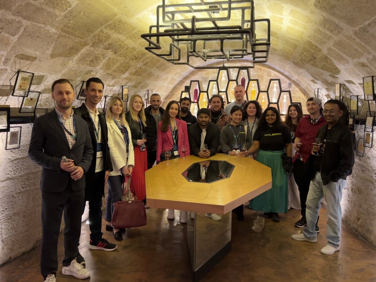 HalbornSecurity's tweet photo. Capped off @signalweek with our VIP Walking Tour + Wine Tasting at the historic Caves du Louvre ✨🇫🇷🍷 #HalbornVIPExperiences 💚
#ParisBlockchainWeek2024 https://t.co/oARMSeLDR3