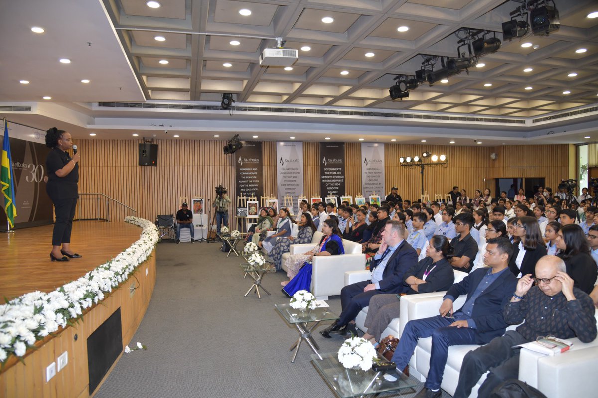 MUKANGIRA1's tweet photo. Indian Students from 23 Schools across New Delhi and its surrounding areas who attended our exhibition on 10th April, raised awareness about the 1994 Genocide against the Tutsi in Rwanda, through art (paintings, music &amp; drama). Our gratitude to them and their schools.
#Kwibuka30 https://t.co/pFmYTxL1if
