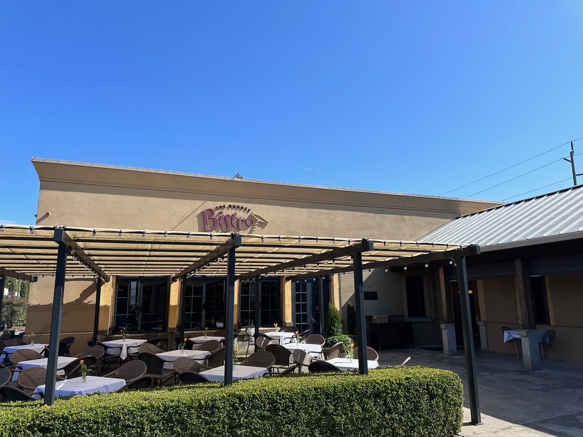 As we finalize our plans, we've been so grateful to the Dundee community for welcoming us. From fine dining restaurants to world class wines and exceptional hospitality, Dundee has become one of the highlights of Oregon Wine Country. #oregonwinecountry #traveldundee #oregonwine