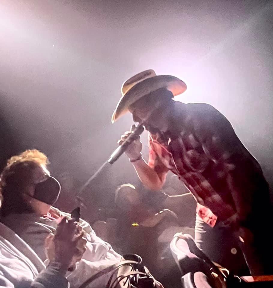 “My aunt is a Jason Aldean fan, and it was her birthday last Friday night. I captured this picture. She was so excited. Thank you Chad Collins! Great show!” - Kim Mills Gooden #fanphoto 

#legendsinconcert #legendsinconcertmb #myrtlebeach #livemusic #tributeshow