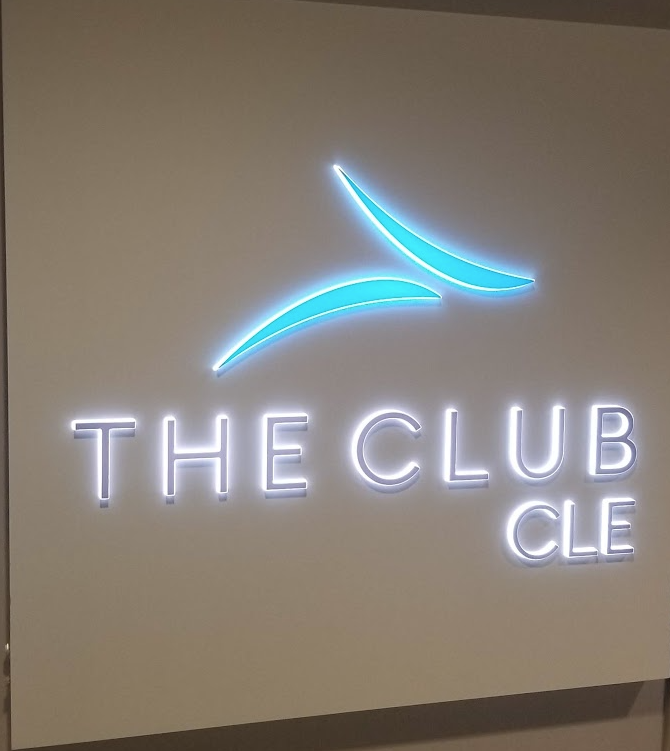 The Club CLE #Lounge #Review – #Cleveland #Airport #Priority Pass pointswithacrew.com/the-club-cle-l…