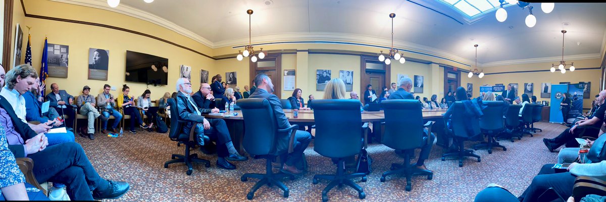 The room is packed for group meetings with legislators! Thank you to Rep. @PattyAcomb, Sen. @NickAFrentz, Rep. @SpencerIgoMN and Sen. @JasonRarick for spending time sharing expertise with key #CleanEnergy stakeholders. #CleanEnergyBizDay