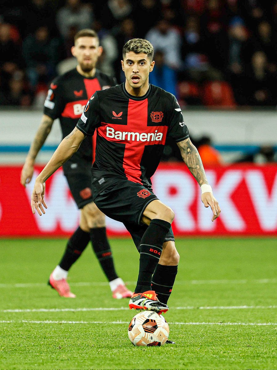 🇦🇷🔝 Exequiel Palacios completó 113/118 pases, fue LÍDER en quites (4) y recuperó 6 PELOTAS en la victoria 2-0 de Bayer Leverkusen ante West Ham en los cuartos de final de la Europa League.