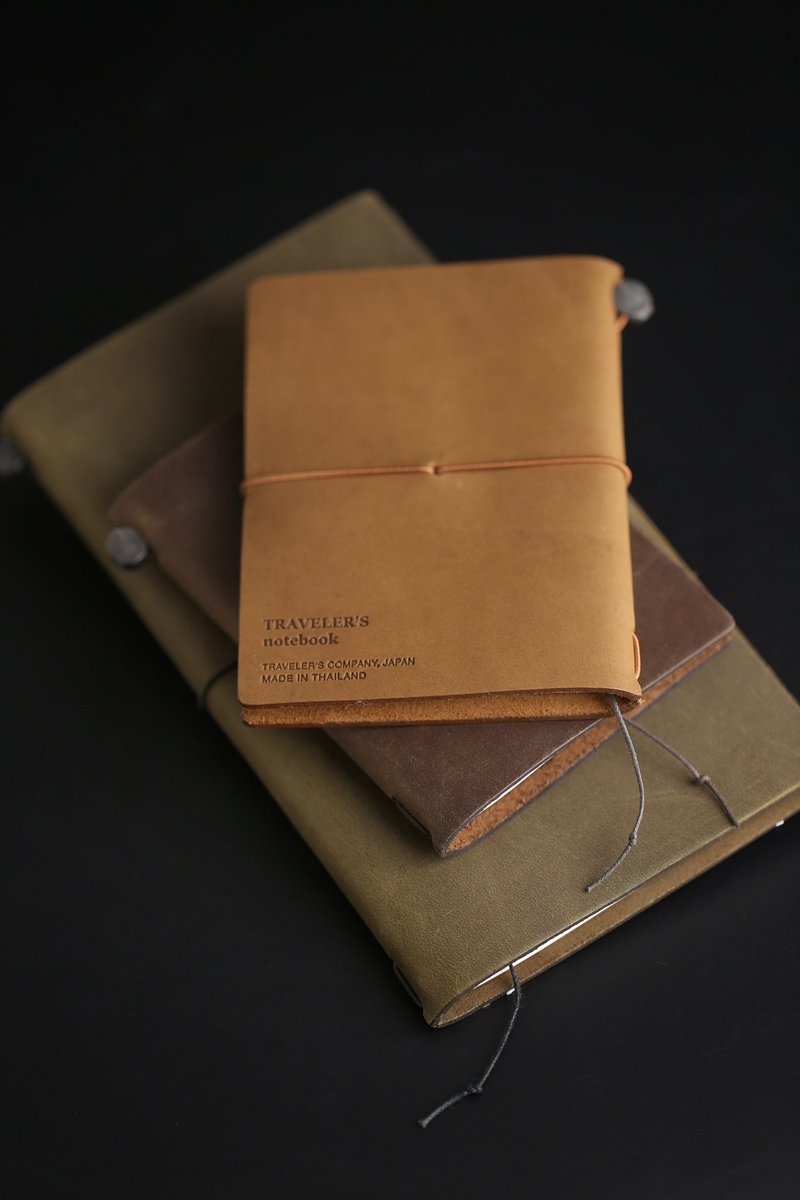 Traveler’s at The Stray Whisker #notebooks #notebooklove #stationery #bluemountainsjournals #thestraywhisker #stationeryaddict #travel #travelgram #japan #cutenotebooks #journaling #leura 
#ジャーナル #ぶんぼうぐ #文房具 
#手書き #てがき #日記 #にっき