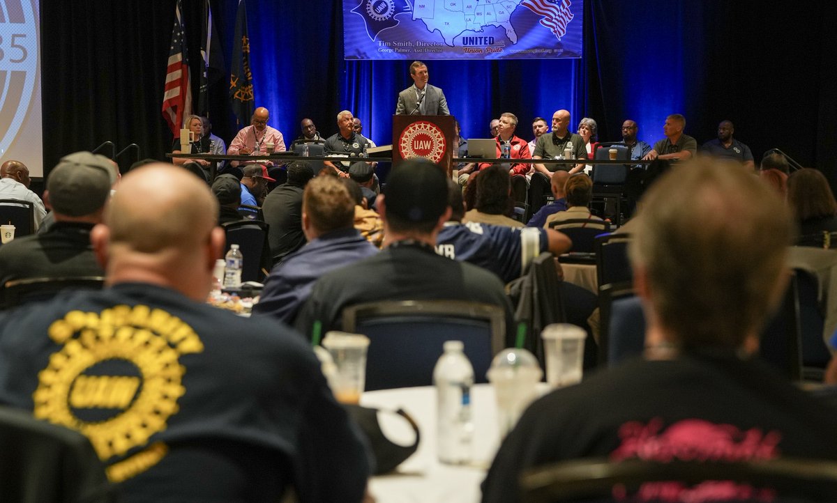 Unions have helped build our commonwealth and country, while raising the standard of living and quality of life for our workers. 

I'm always proud to stand shoulder-to-shoulder with my friends at @UAW.