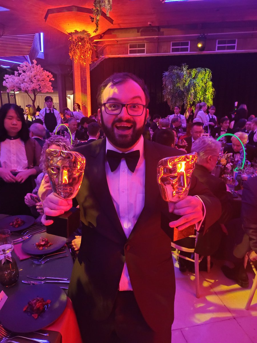 Viewfinder won two BAFTAs!!! New ip & British game!! Aaaaaaaaaaaaaa alsotheyresoheavy!!!