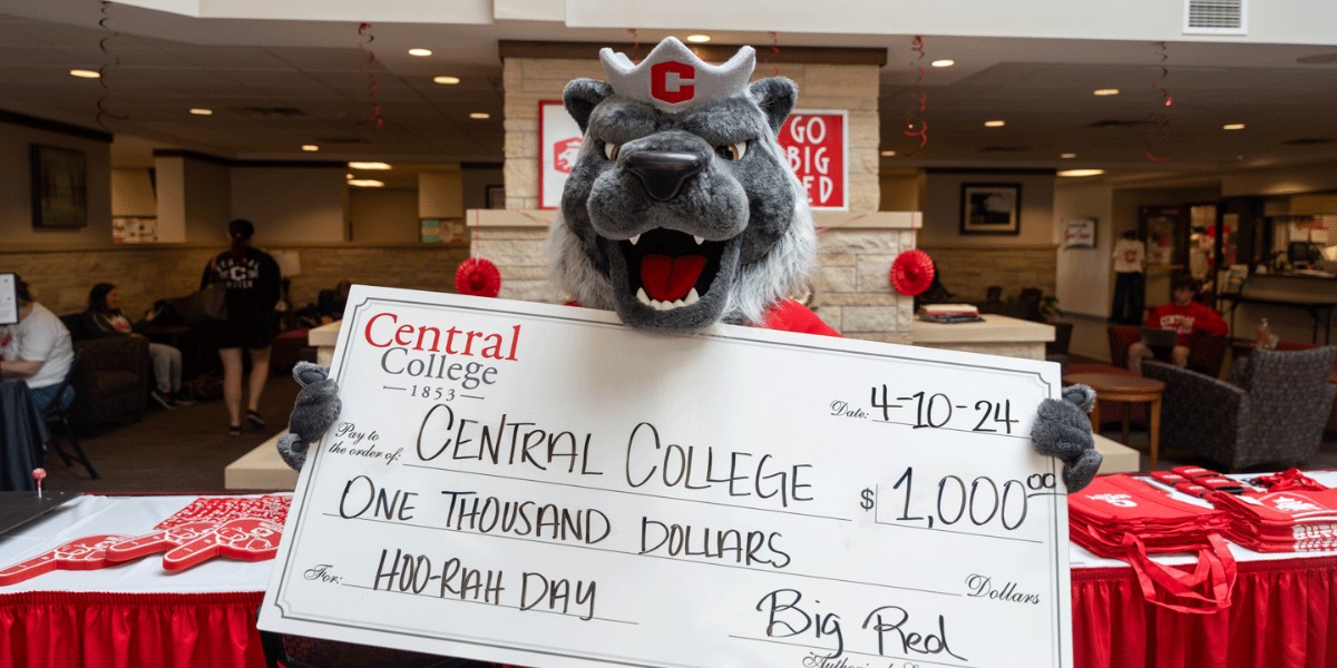 We cannot thank you enough for your continued support and generosity of Central College and our students on Hoo-Rah Day! ❤️ We're still calculating results and will have exciting news to share soon. In the meantime, know that we are overwhelmed by your amazing response and love!