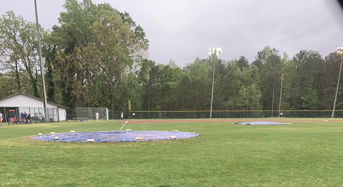 Beauregard Baseball Update 
Beauregard at Valley Area Championship game 2 delayed until 4:30 due to weather 
Stay Tuned to Tiger 95.9 FM