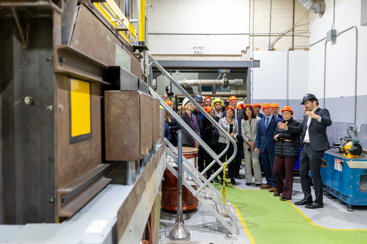 MassGovernor's tweet photo. Here in Massachusetts, Boston Metal is transforming how metals are made, solving our climate challenges and creating good jobs for our workers.

The Mass Leads Act backs our climate tech innovators, helps them grow, and brings their technology to the rest of the world. https://t.co/XRSKwypG7z