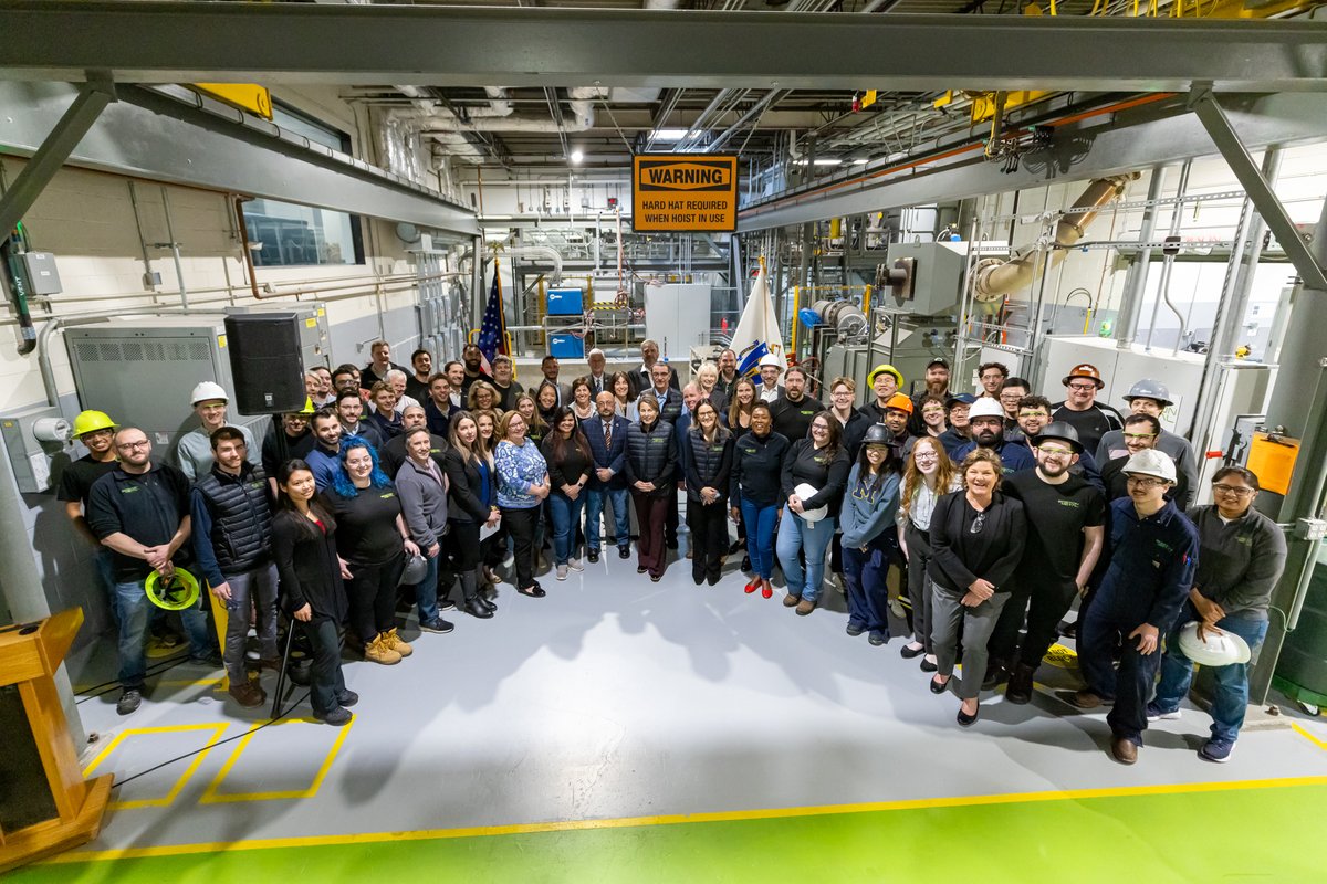 MassGovernor's tweet photo. Here in Massachusetts, Boston Metal is transforming how metals are made, solving our climate challenges and creating good jobs for our workers.

The Mass Leads Act backs our climate tech innovators, helps them grow, and brings their technology to the rest of the world. https://t.co/XRSKwypG7z