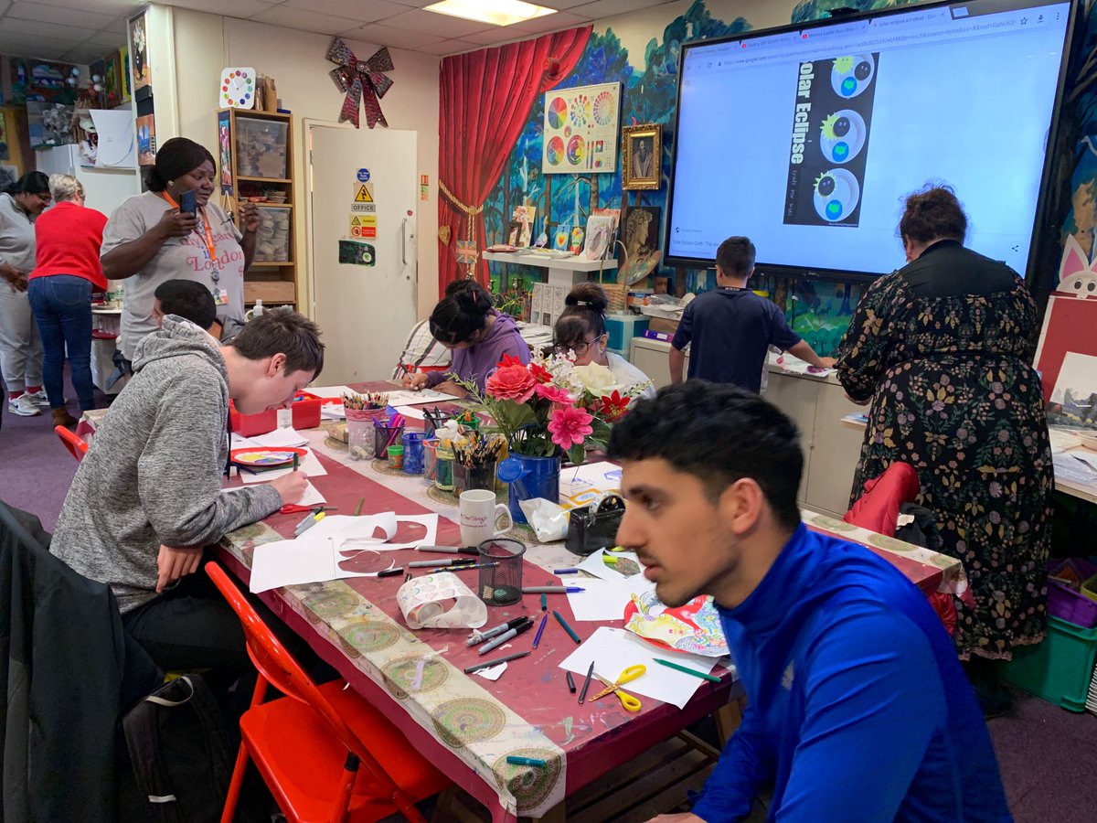 artclassesgroup's tweet image. What an amazing day of creativity and discovery. Our SEND young artists had a blast crafting solar eclipse wonders and painting stunning wildlife scenes. Their imagination knows no bounds! Keep inspiring us all 🎨🌞#CreativeJourney #SENDCommunity #ArtisticExpressions #LetsCreate