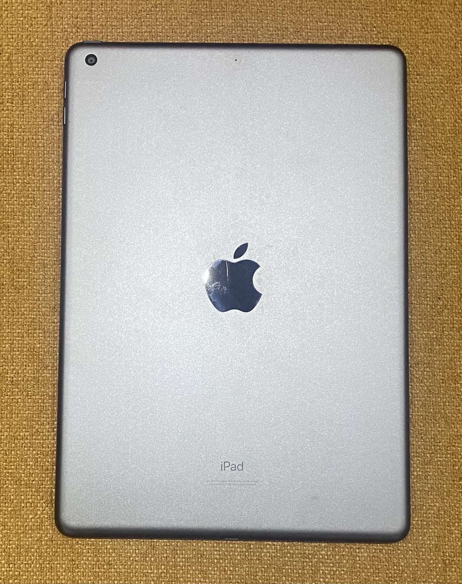 Apple iPad (9th Generation): with A13 Bionic chip, 10.2-inch Retina Display, 64GB, Wi-Fi, 12MP front/8MP Back Camera, Touch ID, All-Day Battery Life – Space Gray 3200ghs negotiable. I no chop since J Cole ruined hip hop for me. Please RT 🙏🏿