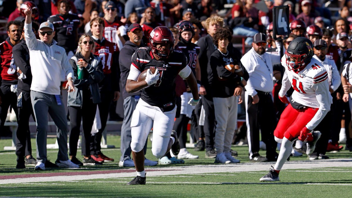 New Mexico State All-Conference USA running back Star Thomas has entered the transfer portal, @chris_hummer and I have learned for @247sports. The Louisiana native ran for 653 yards last season. Also had 22 catches. 247sports.com/Season/2024-Fo…