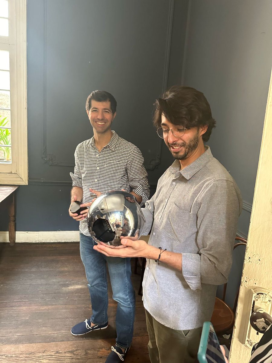 ¿ Que está sosteniendo <a href="/janconao/">El Profesor Cripto</a> ? Solo respuestas incorrectas