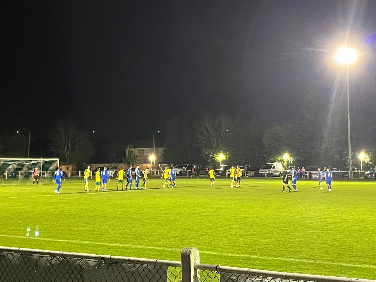 Charlie Bradford’s report on tonight’s @SouthMidlands Gladwish Challenge Trophy Semi Final between @levgreenfc and @PottonUnited is now available to read on facebook.com/thenonleaguech…