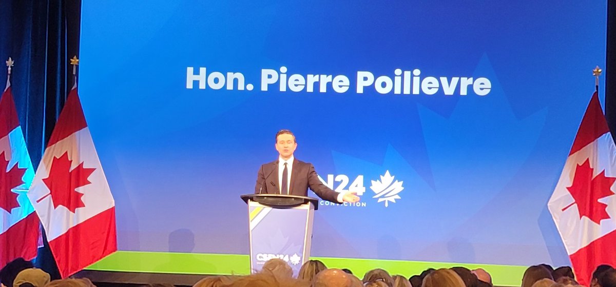 lingerence's tweet image. Le #CSFN24 est plutôt marrant.