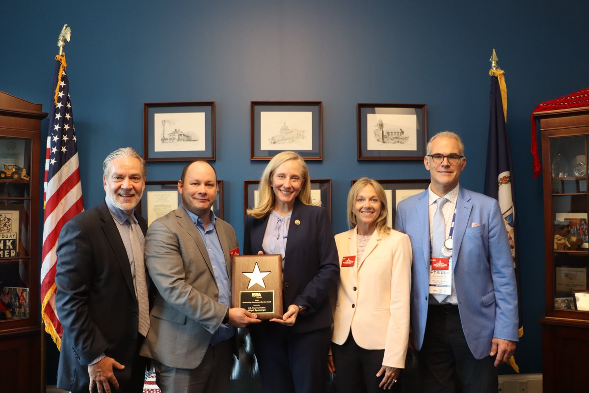 I was honored to receive ISSA's 2024 Outstanding Government Service Award today! In Congress, I'll continue working to make sure workforce training and certification programs are widely accessible across our country and our Commonwealth.