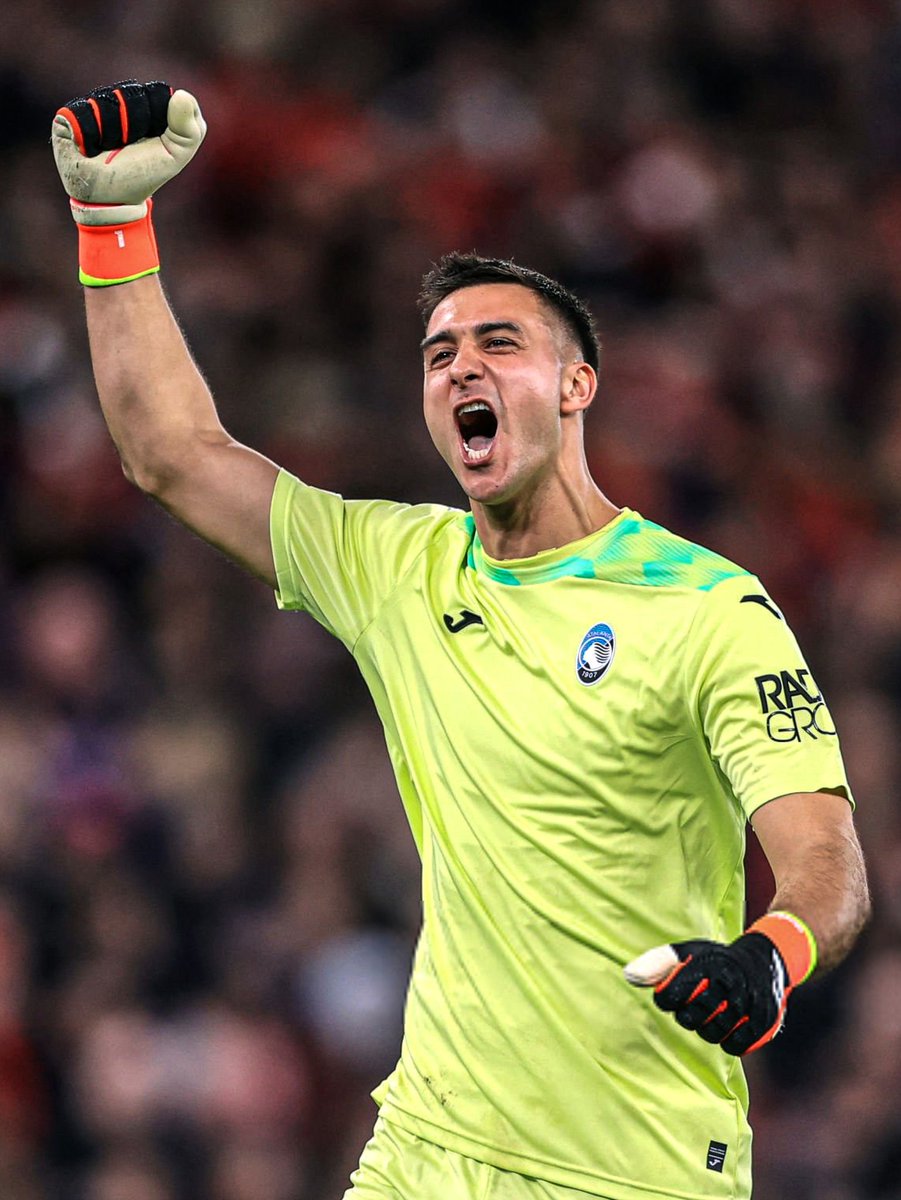 🇦🇷🧤 Juan Musso sumó 5 atajadas y mantuvo su VALLA INVICTA en la victoria 3-0 de Atalanta ante Liverpool en Anfield por los cuartos de final de la Europa League.