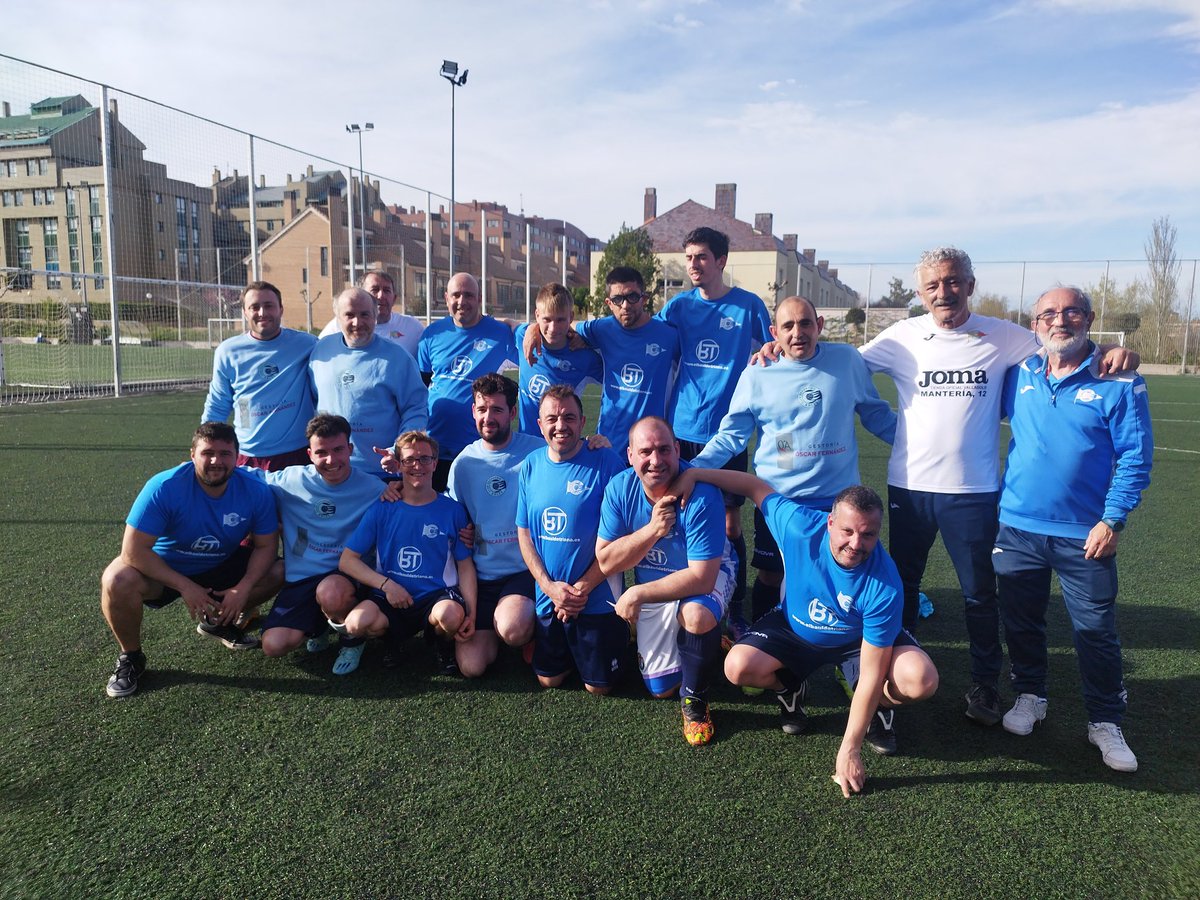 Este próximo sábado viajamos hasta #candeleda para vivir un fútbol ,un fútbol que nos hace sentir orgullosos... Debutamos con una gran ilusión porque es un proyecto motivador en el que la diferencia nos hace ser iguales #somosarces #somosiguales