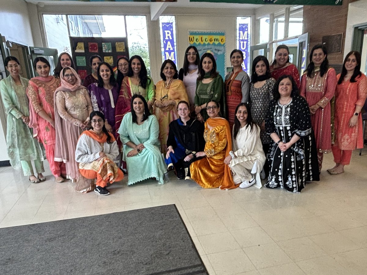 teachermrskhan's tweet image. Today @davidbrankin1 we had an exciting day celebrating Eid and Vaisakhi. #sd36learn