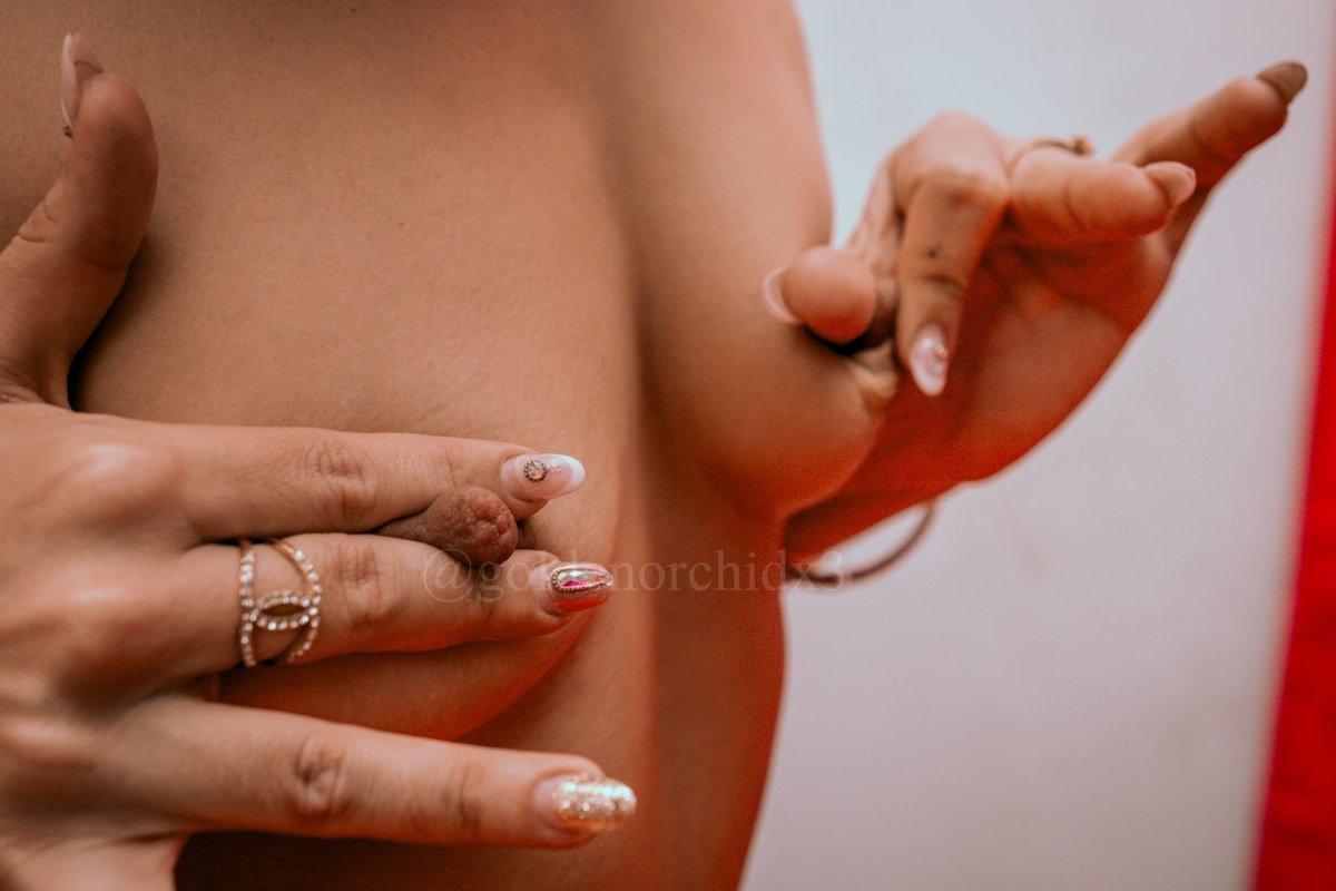 Do you like small titties with big nips? 👉👈💕💕💕 Then cum play with mine 🥰🥰🥰🥰🥰 all my links below 👇
