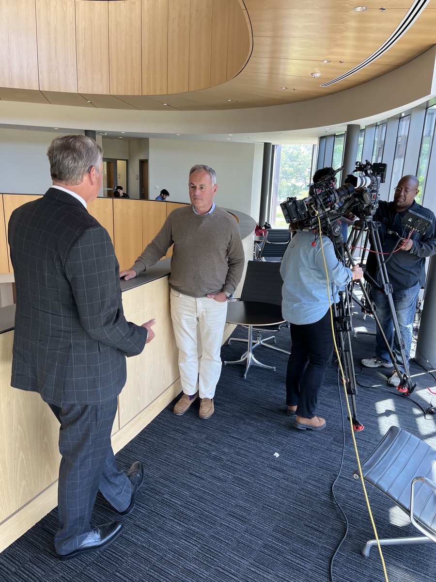 CBS News senior correspondent Mark Strassman stopped by campus to interview LSU professor Dek Terrell today about American infrastructure and government spending on infrastructure.

#ScholarshipFirst