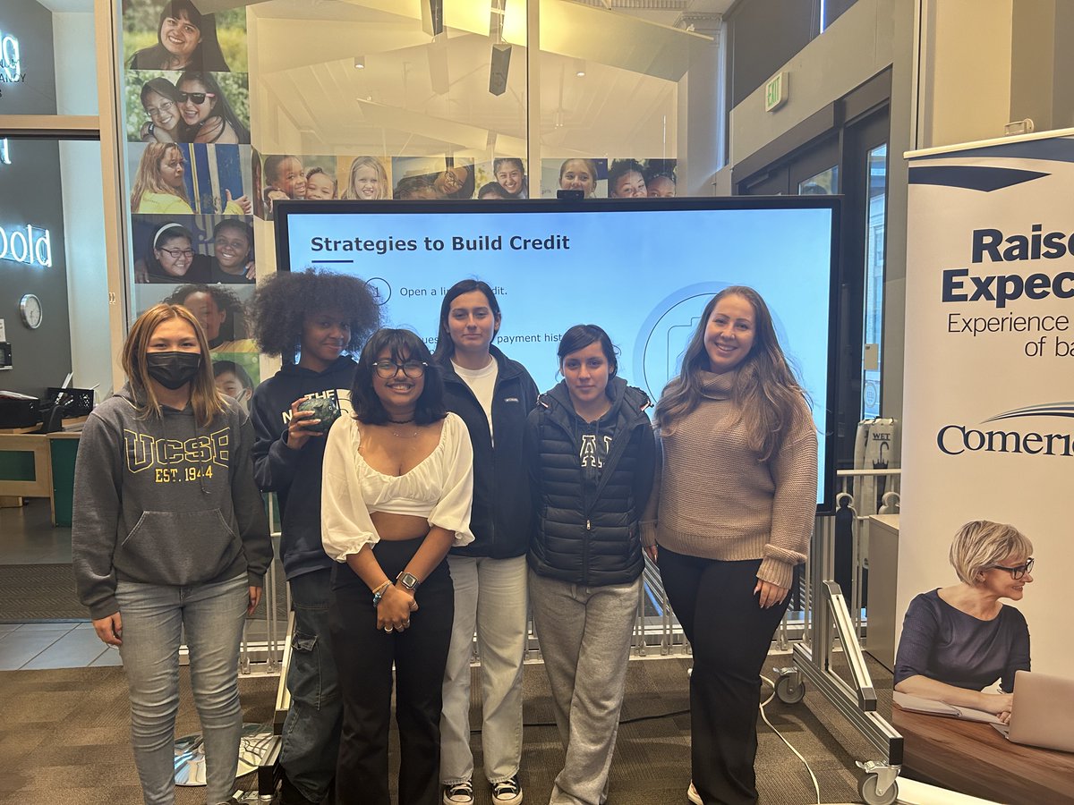 Thank you to our #Partner, @ComericaBank, for leading a #finance #workshop for our #highschoolers. #FinancialLiteracy is #essential to navigating #financial #security and #independence. #credit #creditscore #banking #strongsmartbold #womeninfinance