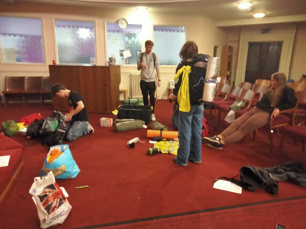 genesis_esu's tweet photo. We spent tonight preparing our routes and kit for this year's @fellsmarathon happening this weekend https://t.co/0Ynz79Xxp0