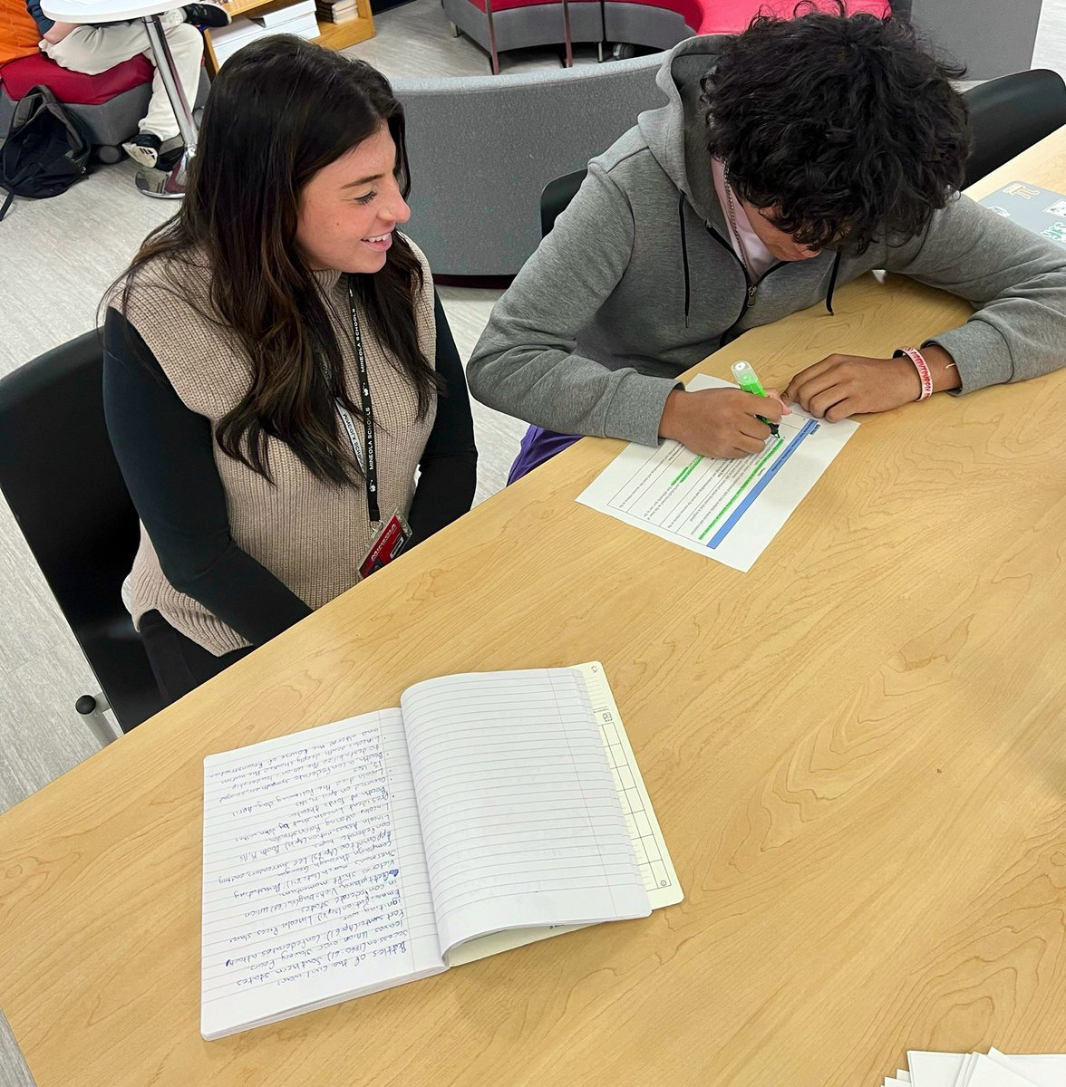 Reaching APL in our Civil War scale by demonstrating evidence of learning through 1:1 conferencing! #MineolaProud #USHistory