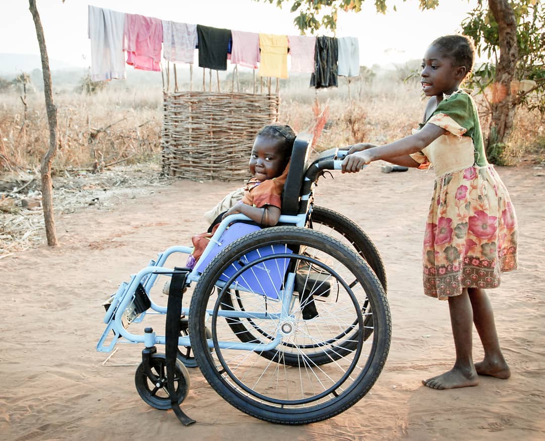#TBT—One of our favorite moments: Beauty had waited for a long time to be able to move about freely. Thanks to her wheelchair, life would never be the same.🧡