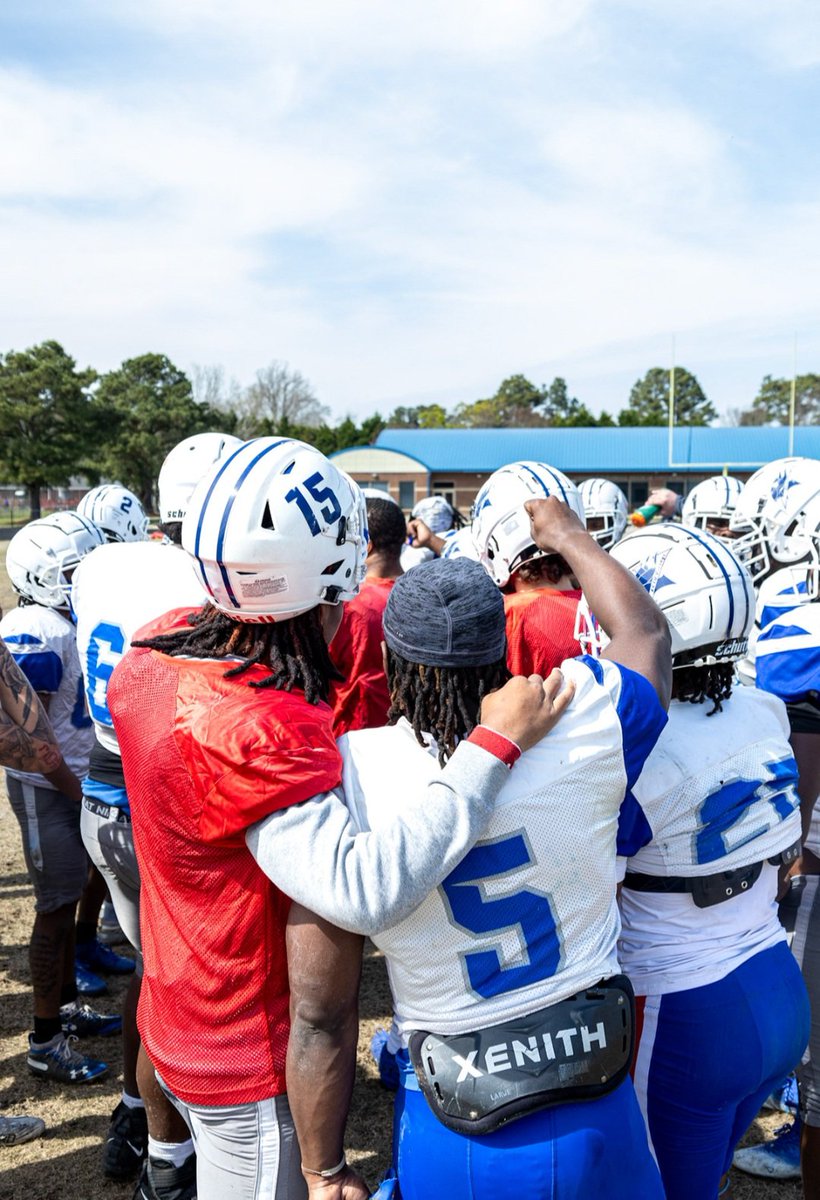 Competition brings the brotherhood together!! #IronSharpensIron #OnTheRise #VikingPride3x #Springball2024