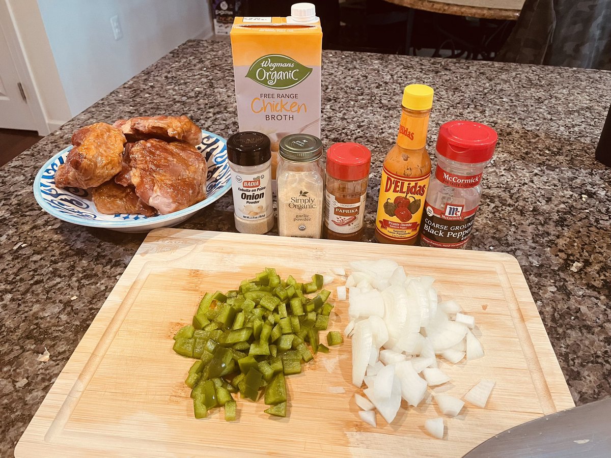 Getting these smoked turkey tails going🔥 Forgot the SlapYaMama in the pic😂