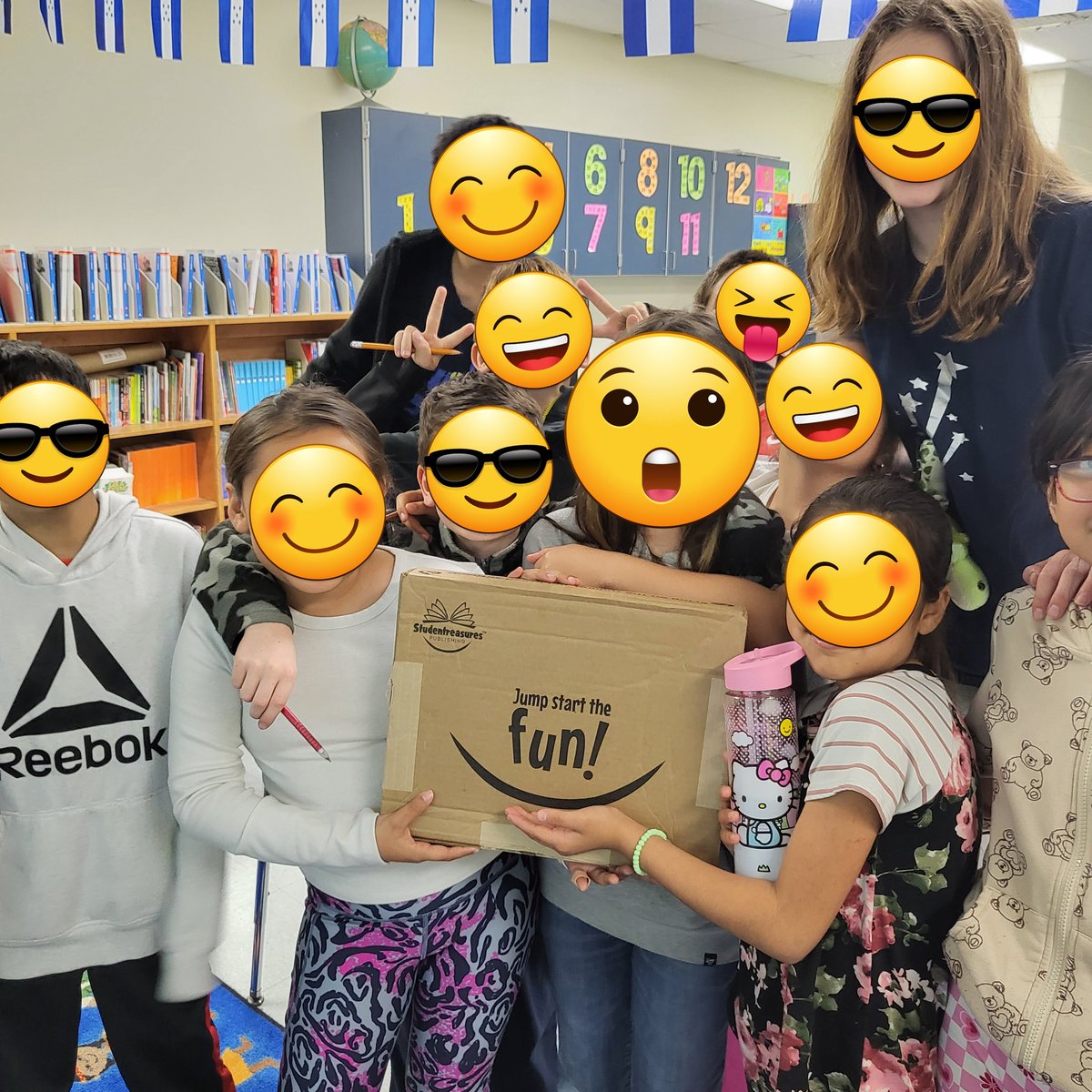 Our Dual Language 4th Grade kiddos just received their writers' packet. It is time to imagine, create, and apply their mastered skills in the Spanish language to have their stories professionally published by @Studentreasures! Bring it on!
<a href="/MooreSchools/">Moore County Schools</a>
<a href="/ParticipateLrng/">Participate Learning</a>
