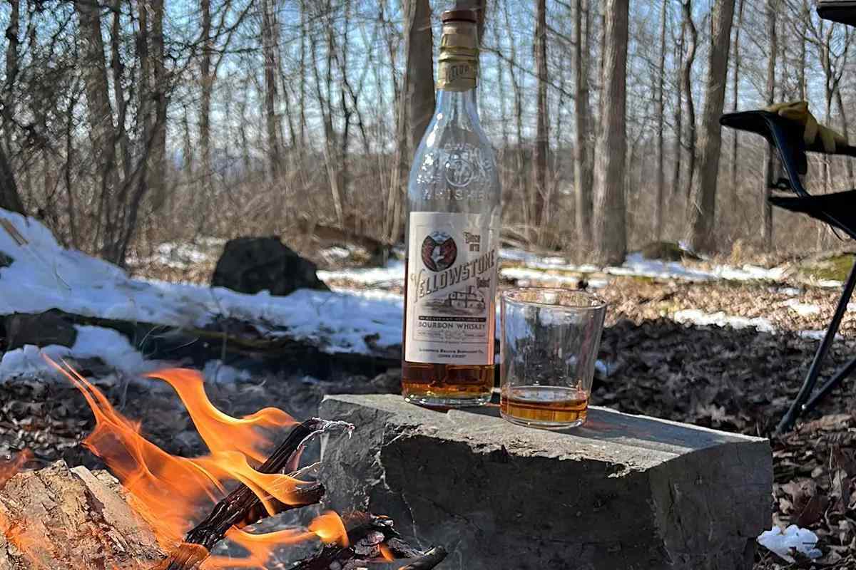 Learning how to build a fire consistently can be intimidating. But with the right drink in your hand and some knowledge, you can ensure a reliable blaze for any gathering. 🔥 gameandfishmag.com/editorial/5-st… #gameandfishmag #greatamericanspring #yellowstonewhiskey