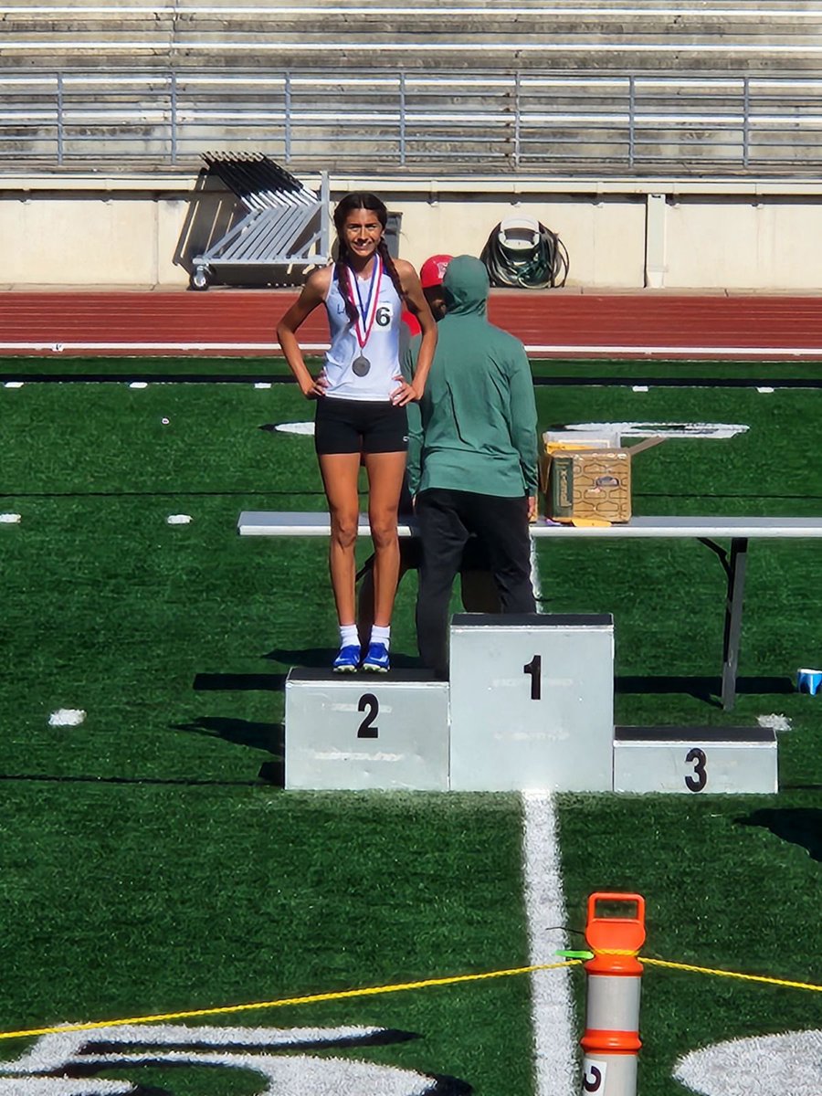 TylerLionsGT's tweet photo. Congrats Amy Vazquez on qualifying for Regionals in the 1600m run finishing 2nd with a time of 5:36.99 https://t.co/Idqk7Ri3TX