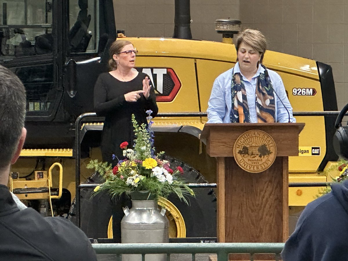 MSU leadership welcomed stakeholders and friends from Michigan’s dairy community to celebrate the groundbreaking for the new Dairy Cattle Teaching And Research Center. These improvements will expand research capacity for @CANRatMSU and @msuvets scientists.