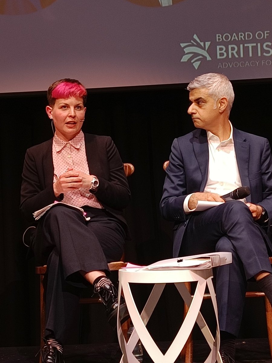 Hopeful. Positive. Visionary. Compassionate. Caring. Green. @ZoeGarbett was brilliant tonight at the hustings for Mayor of London. The first that the other candidates showed up to - Zoë has turned up to everyone and taken questions from Londoners. Vote Green on 2nd May. 💚