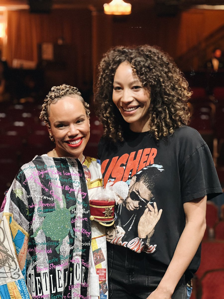 Congratulations to Tilly Evans-Krueger, who received the Legacy Robe tonight for The Outsiders Musical! Wishing the entire company a happy opening!
(Also pictured, the full cast of The Outsiders and previous robe recipient Afra Hines.)