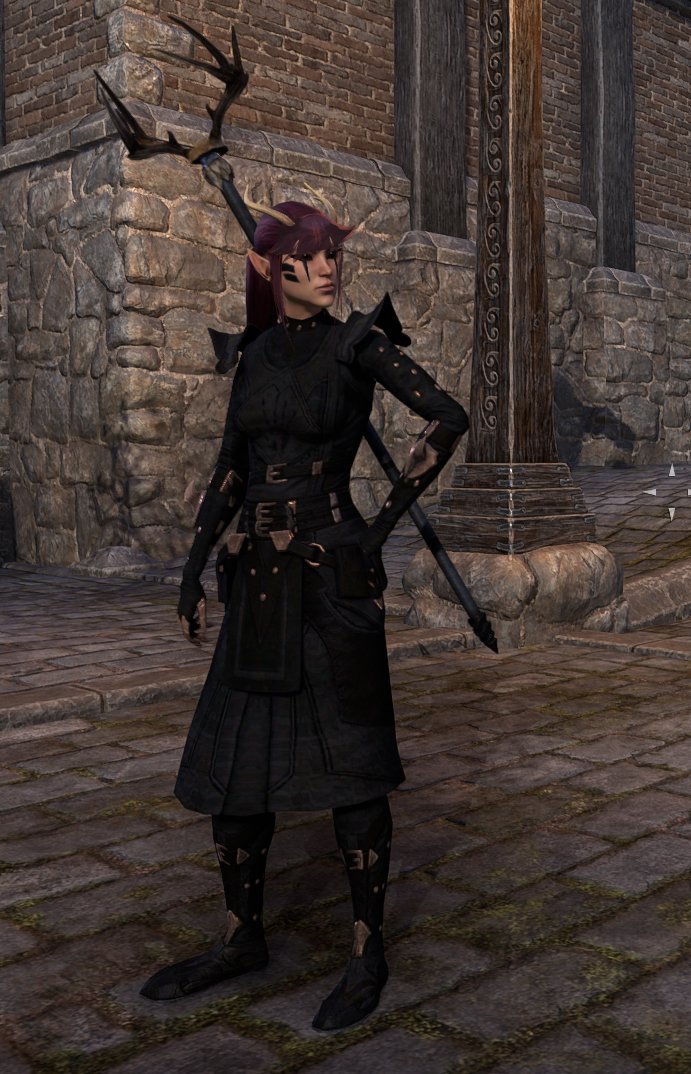 Im also in the progress of re-developing Efnyea, changing her from a shy insecure healer, in that of the healer of a group of mercs/thieves who all mysteriously dissapeared except for her. Also, ZOS, please give us a hairstyle like this. Give us bangs 🥺#eso