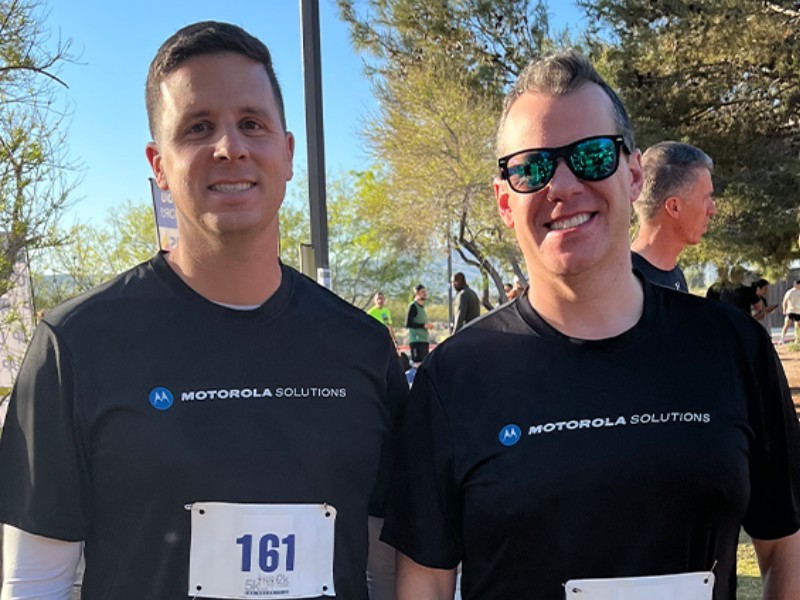 Running for a cause! 🏃‍♂️ #Motorolans took a detour from #ISCWest booth 14059 to participate in the Mission 500 Security 5K Run/2K Walk 🏁 Sunset Park in #LasVegas. @Mission500 advocates for children living in poverty. Learn more about the organization: bit.ly/49yo6bR