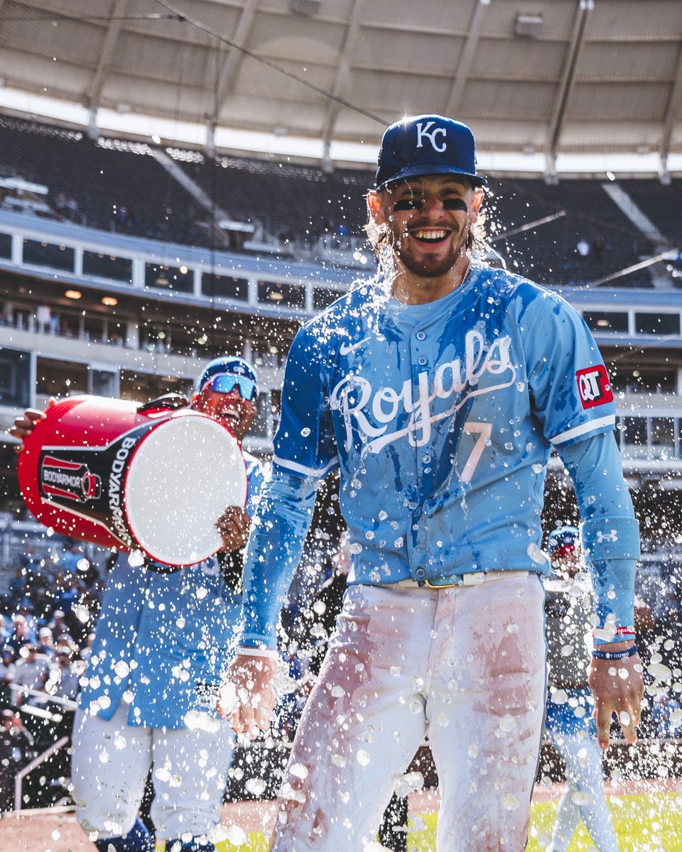 losroyalskc tweet picture