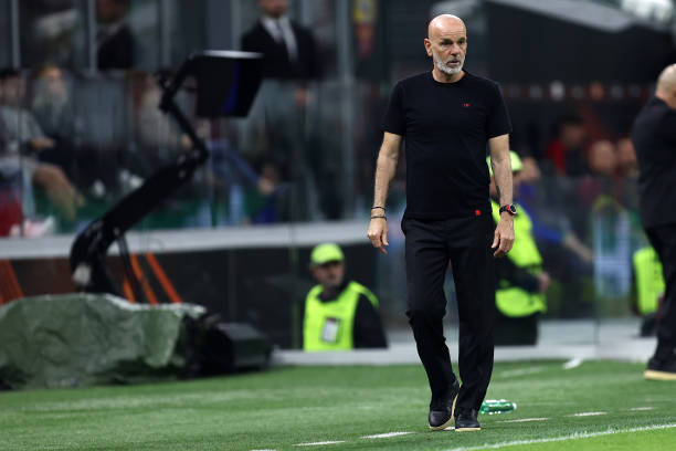🗣️ Stefano #Pioli at the conference press: Was Roma surprising to you? 'It didn't surprise us, they just changed El Shaarawy's side, who did what he usually does on the left. In the first half, we weren't as clear, as sharp without the ball, we weren't aggressive. It wasn't our…
